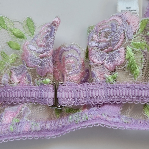 For Love and Lemons Berry Floral Garter Belt Size Small NWOT - Picture 4 of 7